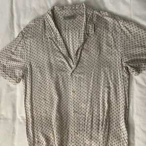 Men’s M ALLSAINTS cream/white short sleeve button up